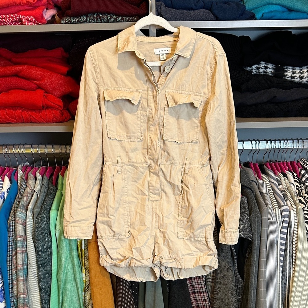 Topshop cotton blend tan long sleeve button down 4 pocket romper size 2